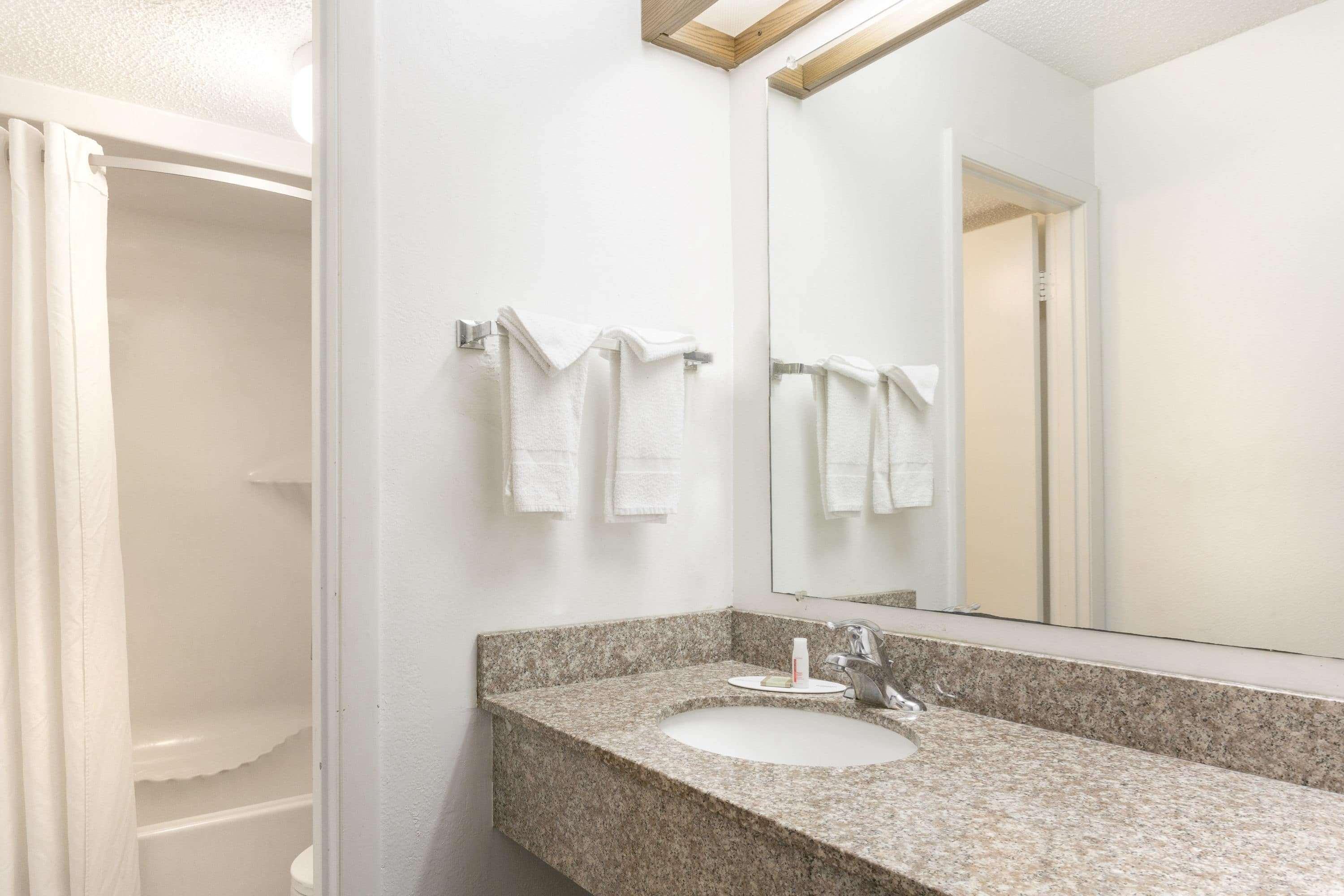 Super 8 By Wyndham Riviera Beach West Palm Beach Buitenkant foto